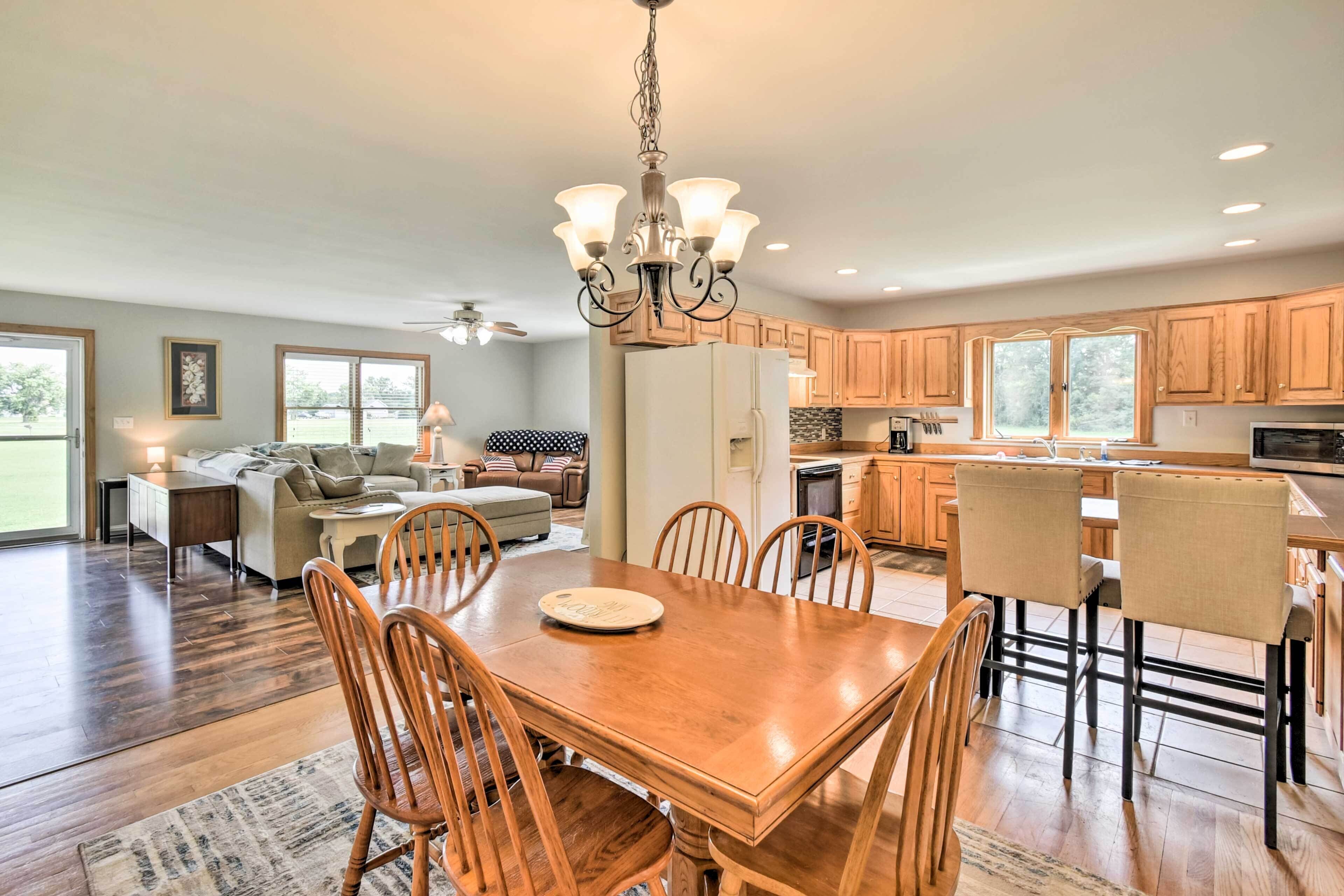 Secluded Woodsy Gem: 1/4 Mi to Chesapeake Bay