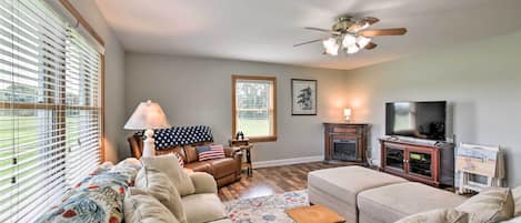 House (2 Bedrooms) | Front of property