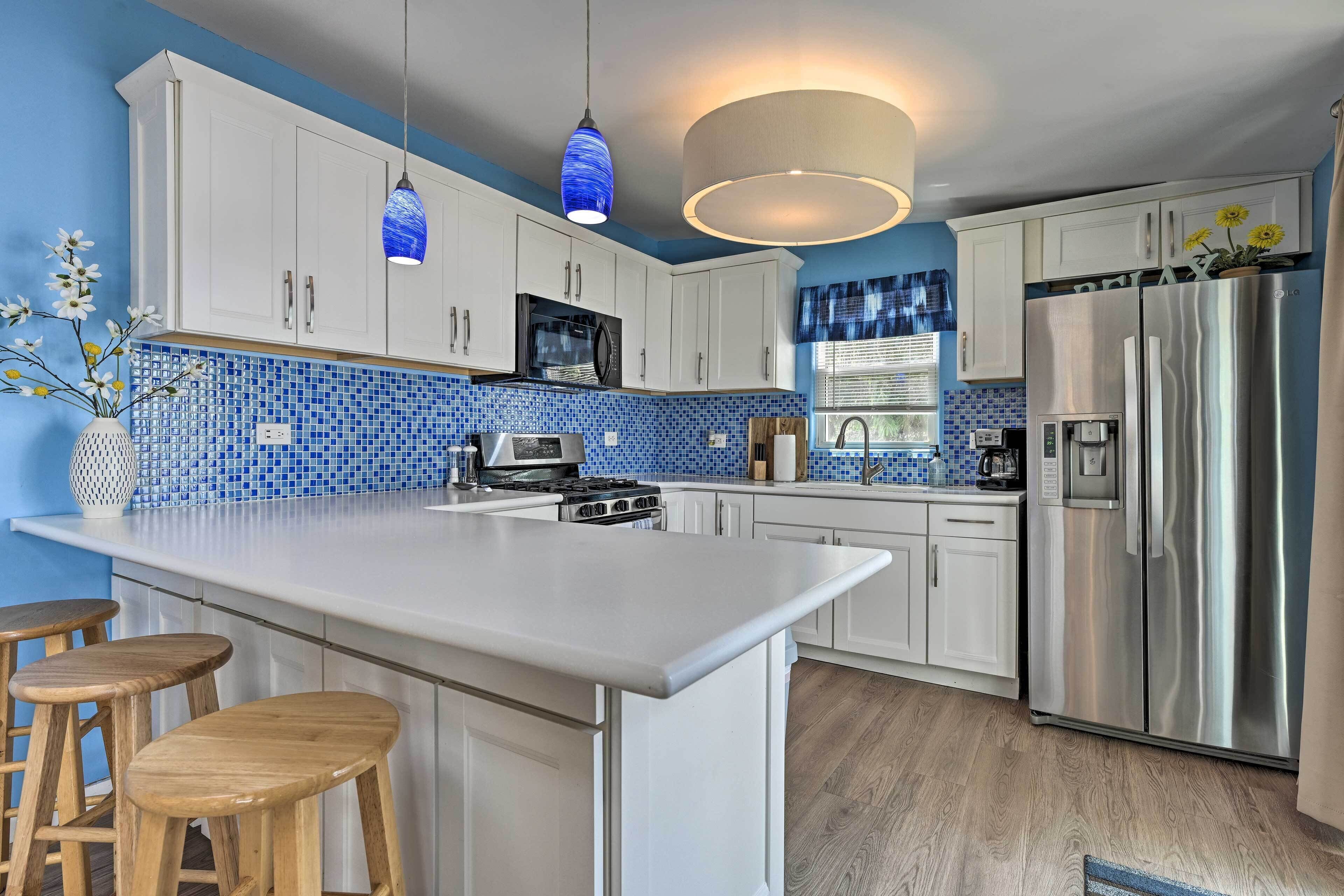 Breathtaking Castle Rock Lake Home: Waterfront Lot