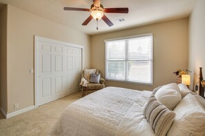 Interior - Pet-friendly Hot Springs Village Townhome w/ Patio (Hot Springs Village)