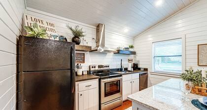Serene Broken Bow Cabin w/ Fire Pit & Gas Grill!
