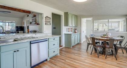 Waterfront Louisiana Home w/ Private Boat Launch!