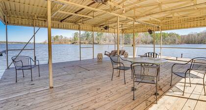 Waterfront Louisiana Home w/ Private Boat Launch!