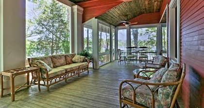 Island Cottage on Evans Lake: Boat Rental Required