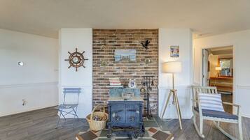 Cottage (3 Bedrooms) | Interior