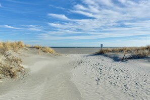 Interior - Updated Oceanside Condo - 5 Miles to Cape May! (Wildwood Crest)