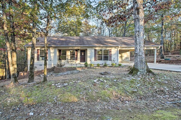 House (3 Bedrooms) | Front of property