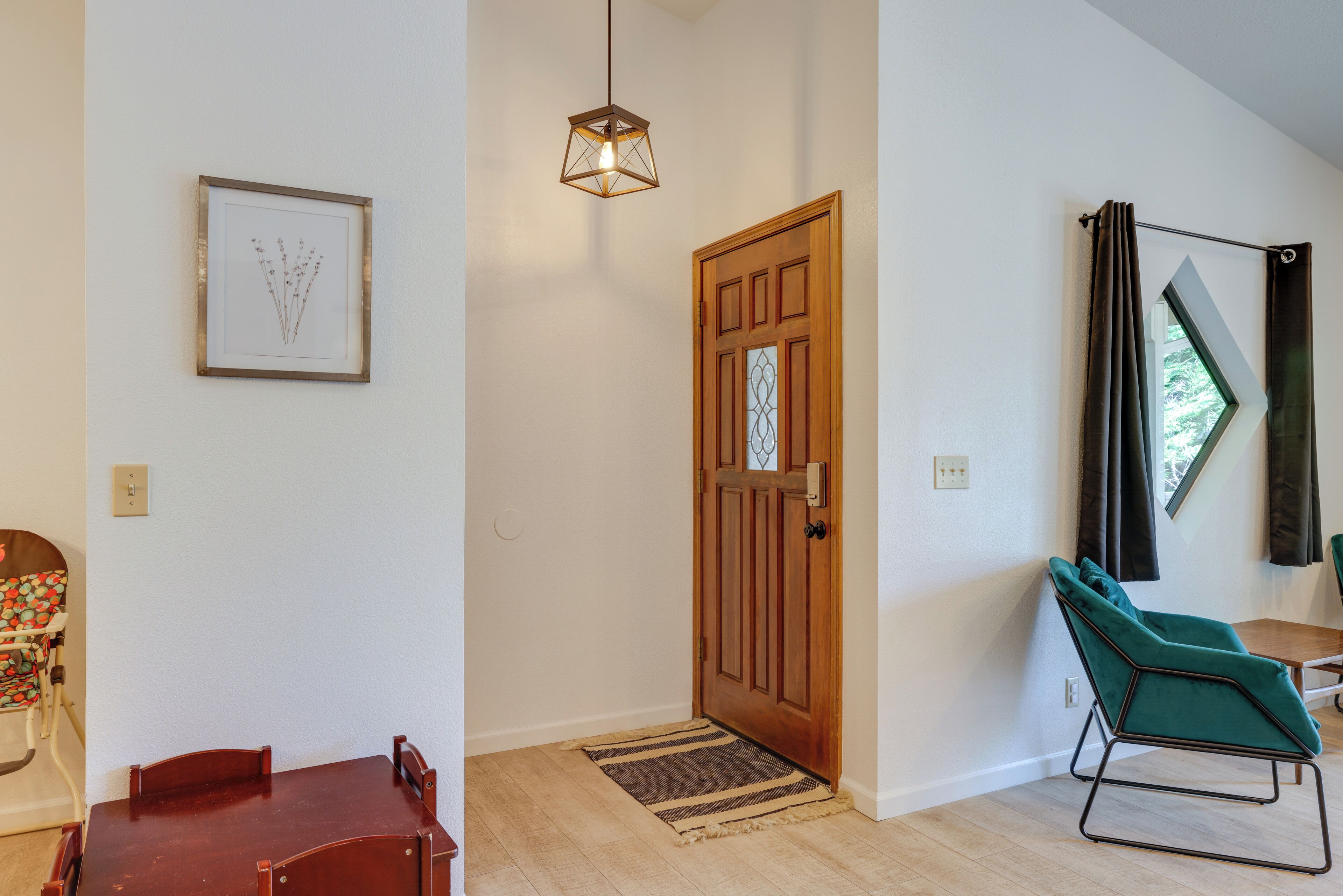 House (4 Bedrooms) | Interior