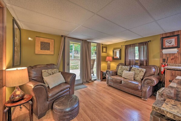 المنشأة من الداخل