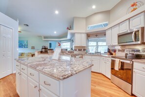 House (4 Bedrooms) | Interior - Private Fort Myers Escape w/ Screened Pool & Lanai (Fort Myers)