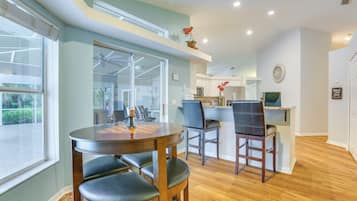 Rumah (4 Bedrooms) | Interior