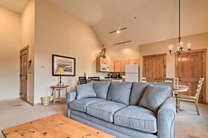 Apartment (1 Bedroom) | Interior