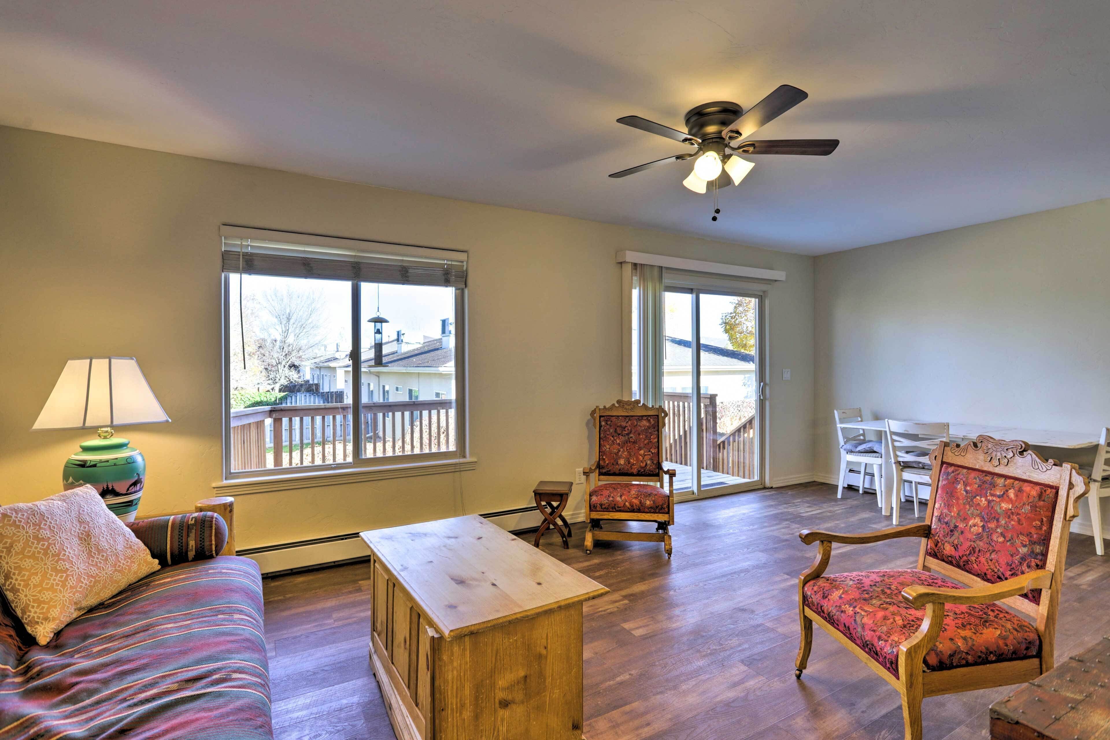 Pet-friendly Grand Junction Townhome With Yard!