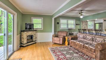 ู
ูุฒู (3 Bedrooms) | ุงูู
ูุดุฃุฉ ู
ู ุงูุฏุงุฎู