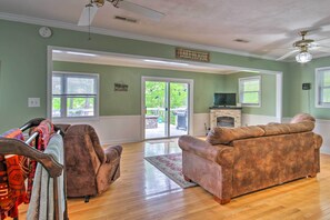 House (3 Bedrooms) | Interior - Lakeside Haven w/ Private Dock: Fish & Swim! (Abbeville)