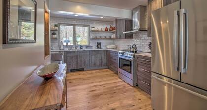 Plattsburgh Home w/ Deck on Lake Champlain