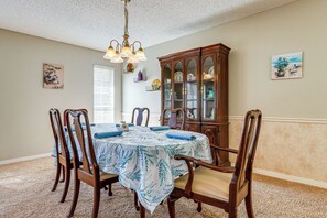 House (3 Bedrooms) | Interior - Welcoming Perdido Bay Home < 1 Mile to Dock (Lillian)