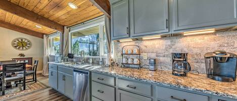 House (5 Bedrooms) | Private kitchen | Microwave, oven, stovetop, dishwasher