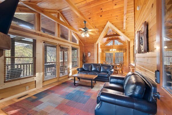 Télévision, cheminée