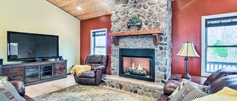 House (2 Bedrooms) | Interior