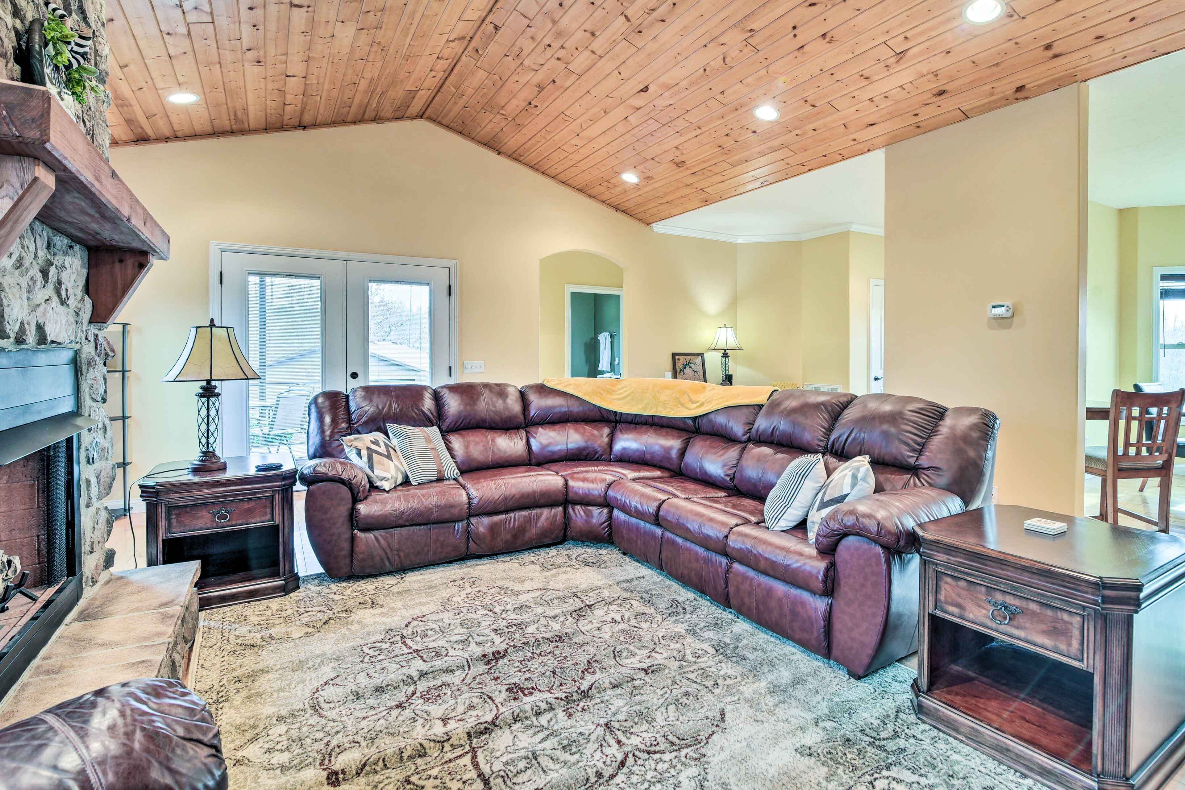 House (2 Bedrooms) | Interior