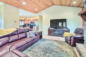 Casa (2 Bedrooms) | Interior