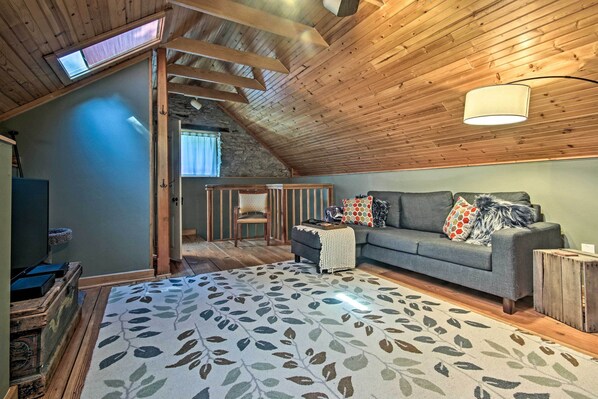 Cottage (2 Bedrooms) | Interior