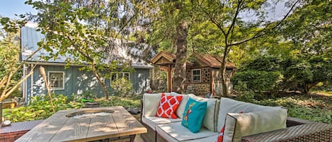 Cottage (2 Bedrooms) | Front of property