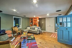 Cottage (2 Bedrooms) | Interior - Mercersburg Cottage, 7 Mi to Whitetail Resort (Mercersburg)