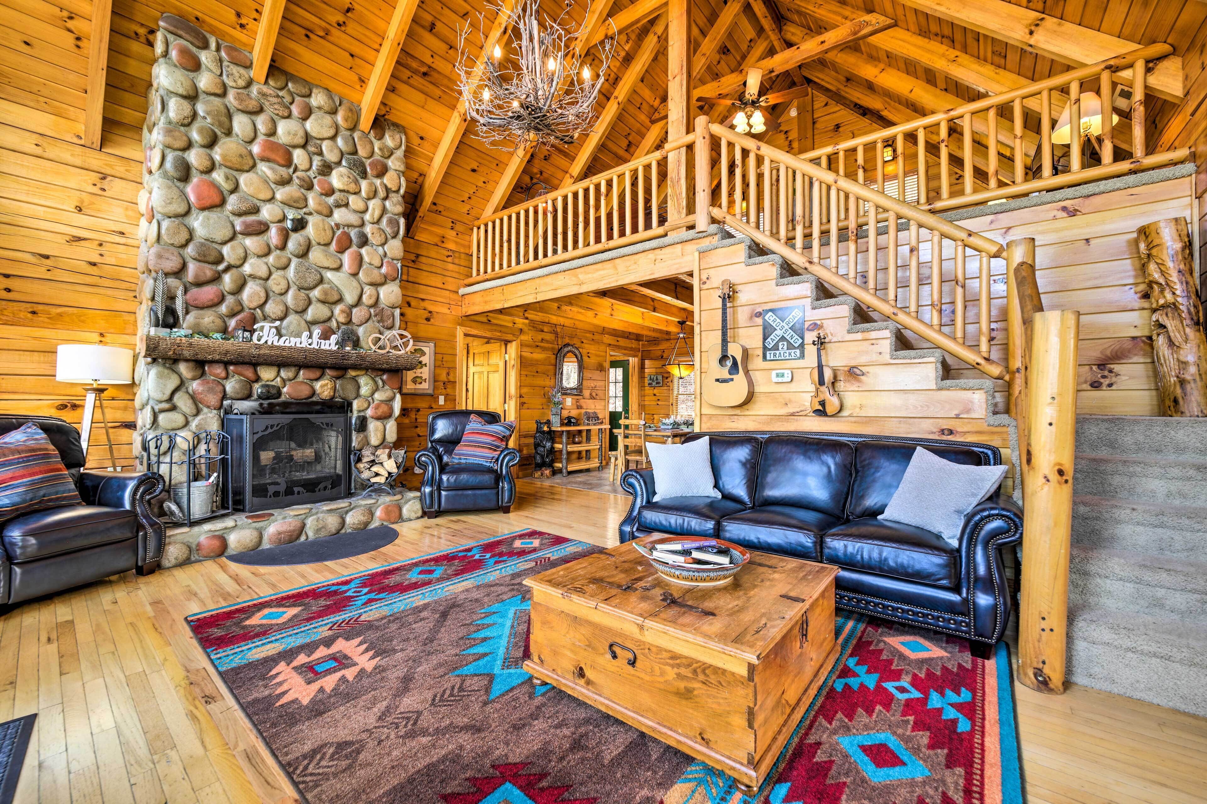 Smoky Mountain Cabin Rental w/ Hot Tub + Fire Pit!