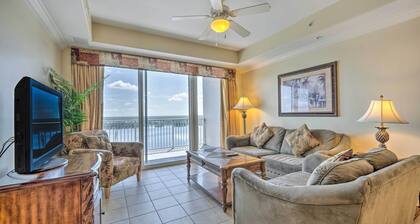 1 Mi to Disney: Condo w/ Water-view Balcony!