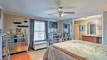 ุงูู
ูุดุฃุฉ ู
ู ุงูุฏุงุฎู