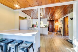 Stuga (2 Bedrooms) | Interiör