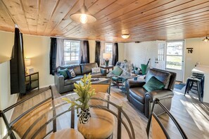 Stuga (2 Bedrooms) | Interiör