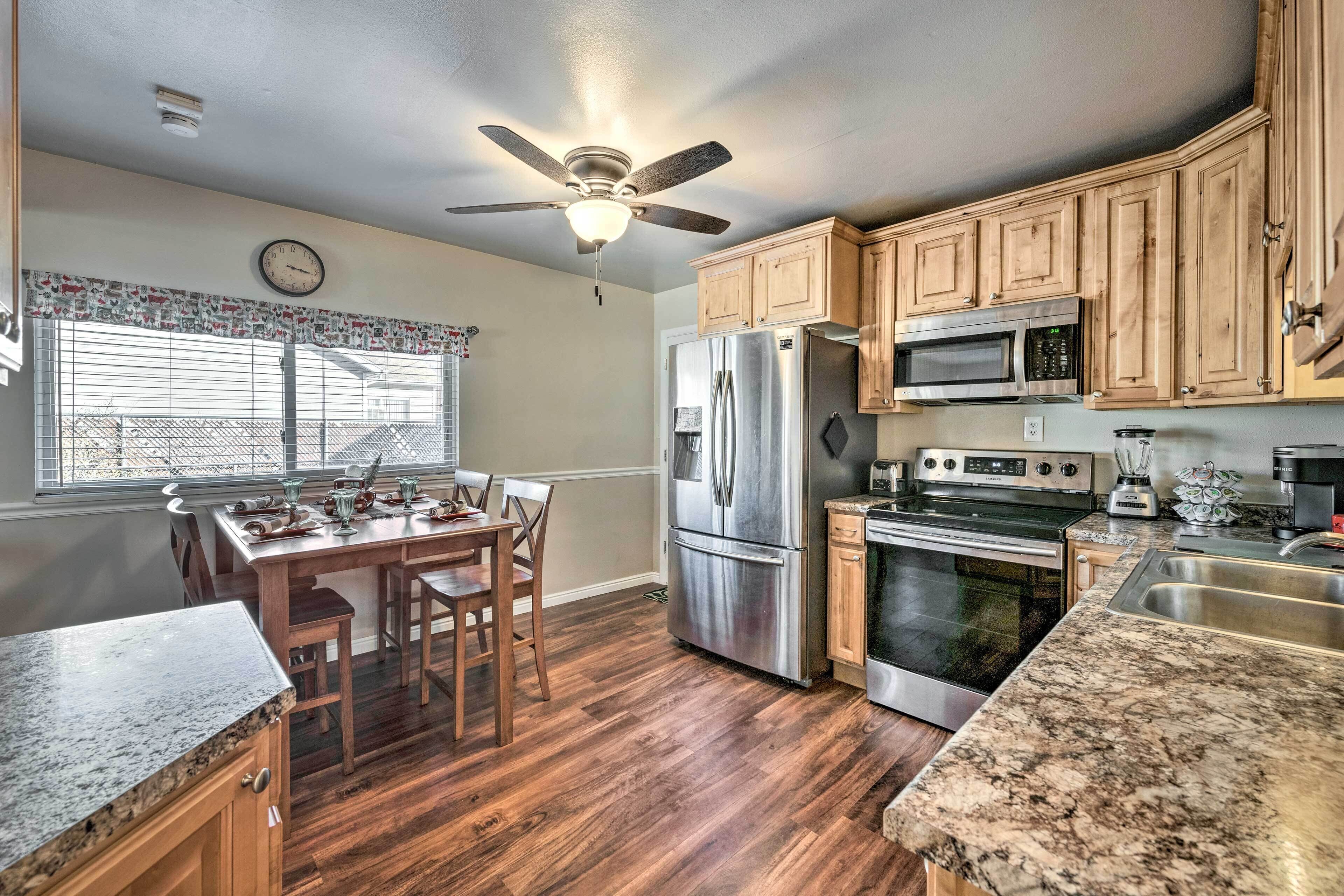 Cozy Cottage w/ Game Room ~ 17 Mi to Dtwn Slc!