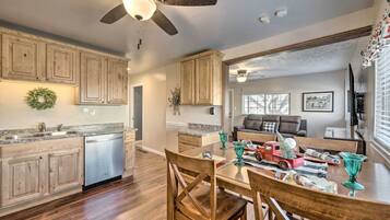 Cottage (3 Bedrooms) | Interior