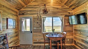 House (1 Bedroom) | Interior