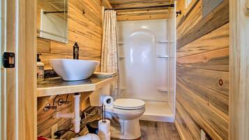 House (1 Bedroom) | Interior