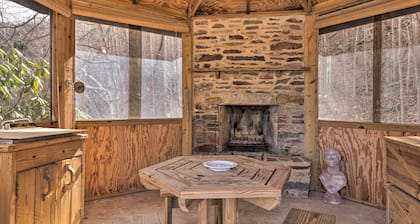 'serenity on the River' Luxe Lewisburg Cabin!