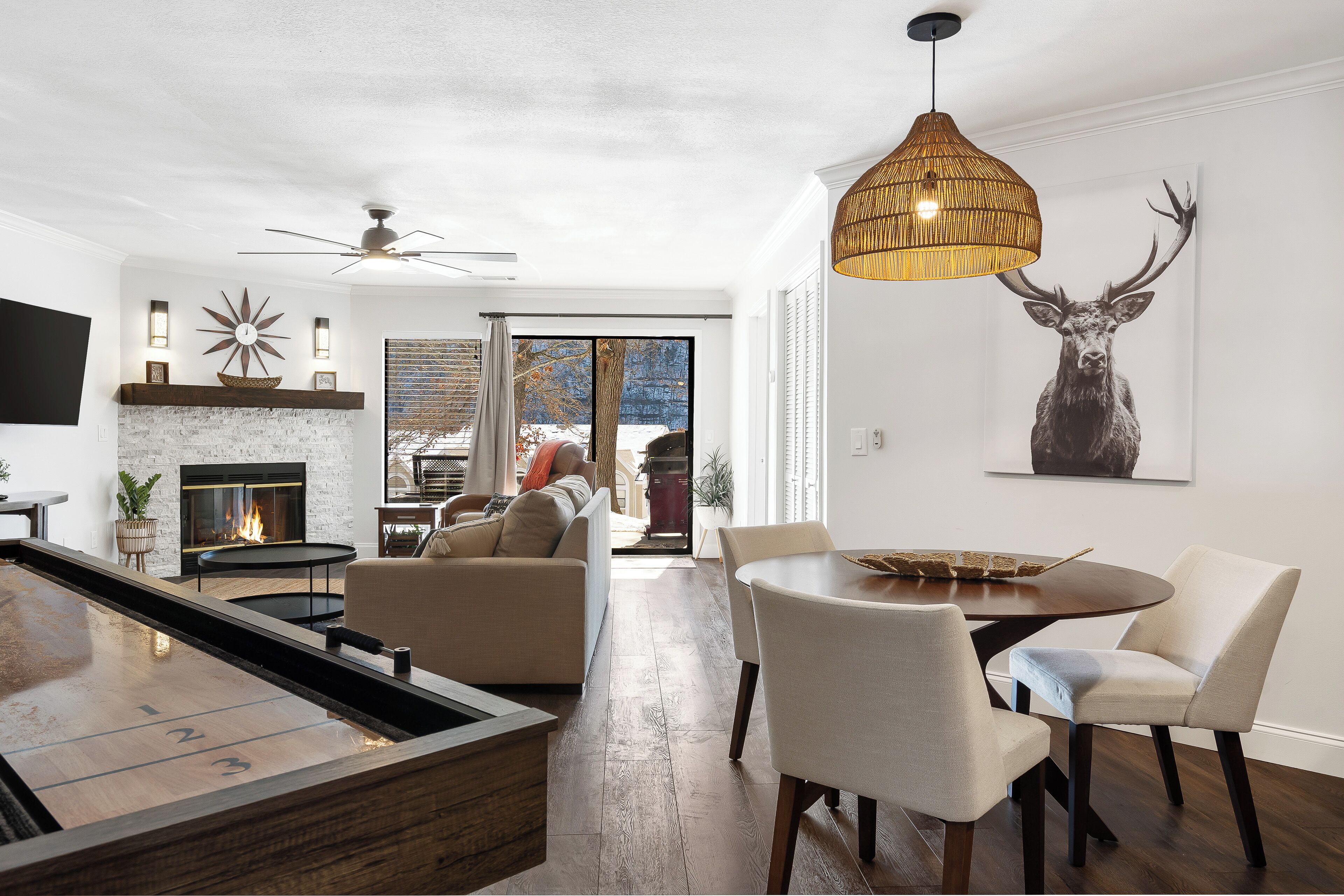 Apartment (2 Bedrooms) | Front of property