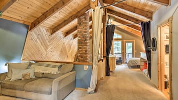 House (1 Bedroom) | Interior