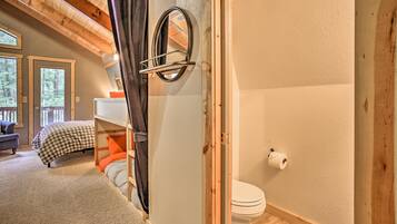 House (1 Bedroom) | Interior