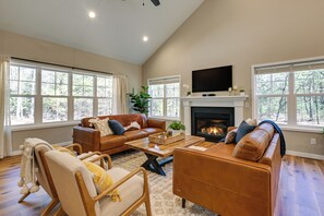 Front of property - Chic Wisconsin Retreat w/ Deck, Grill & Fire Pit! (Wisconsin Dells)