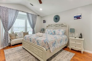 House (3 Bedrooms) | Interior - Bluffton Getaway w/ Fenced Yard: 7 Mi to Beach! (Bluffton)
