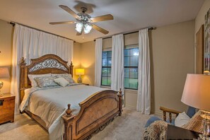 House (3 Bedrooms) | Interior - Cozy Family Home w/ Fire Pit, 4 Mi to Lake Fork (Emory)