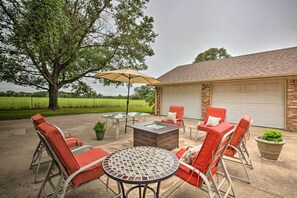 Interior - Cozy Family Home w/ Fire Pit, 4 Mi to Lake Fork (Emory)