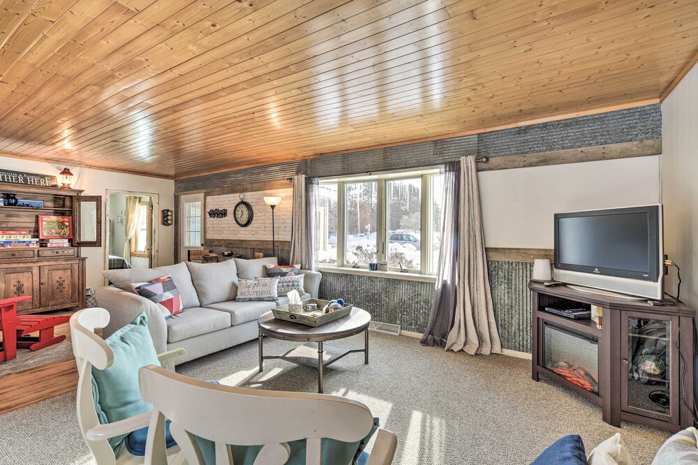 Family Home - Walk to Town & Balsam Lake!