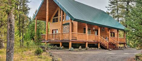 Rumah (3 Bedrooms) | Bagian depan properti