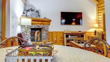 House (1 Bedroom) | Interior