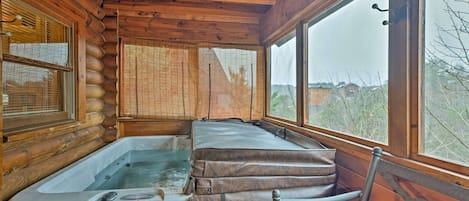 House (1 Bedroom) | Interior